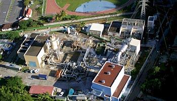 photo, vue aérienne, centrale géothermique, Bouillante